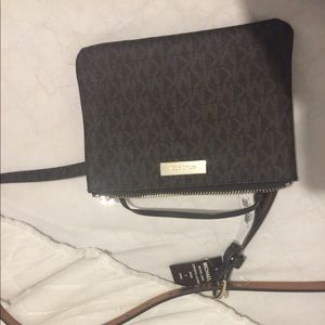 Michael Kors pouch